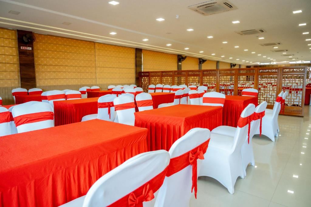 Hotel Mansha Regency