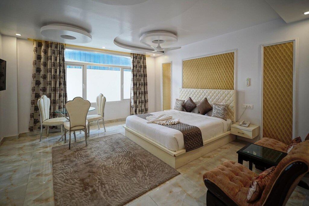 Hotel Blue Waves