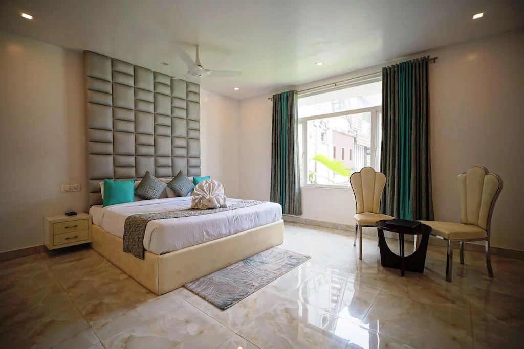 Hotel Blue Waves