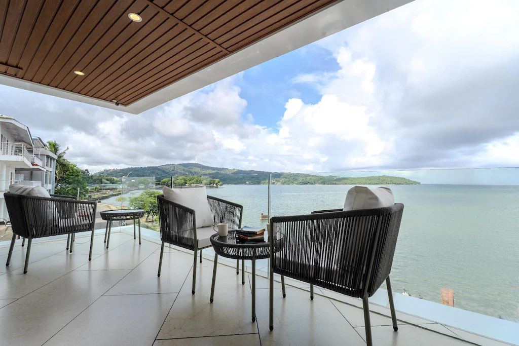 Salt life -A Ocean Front Property