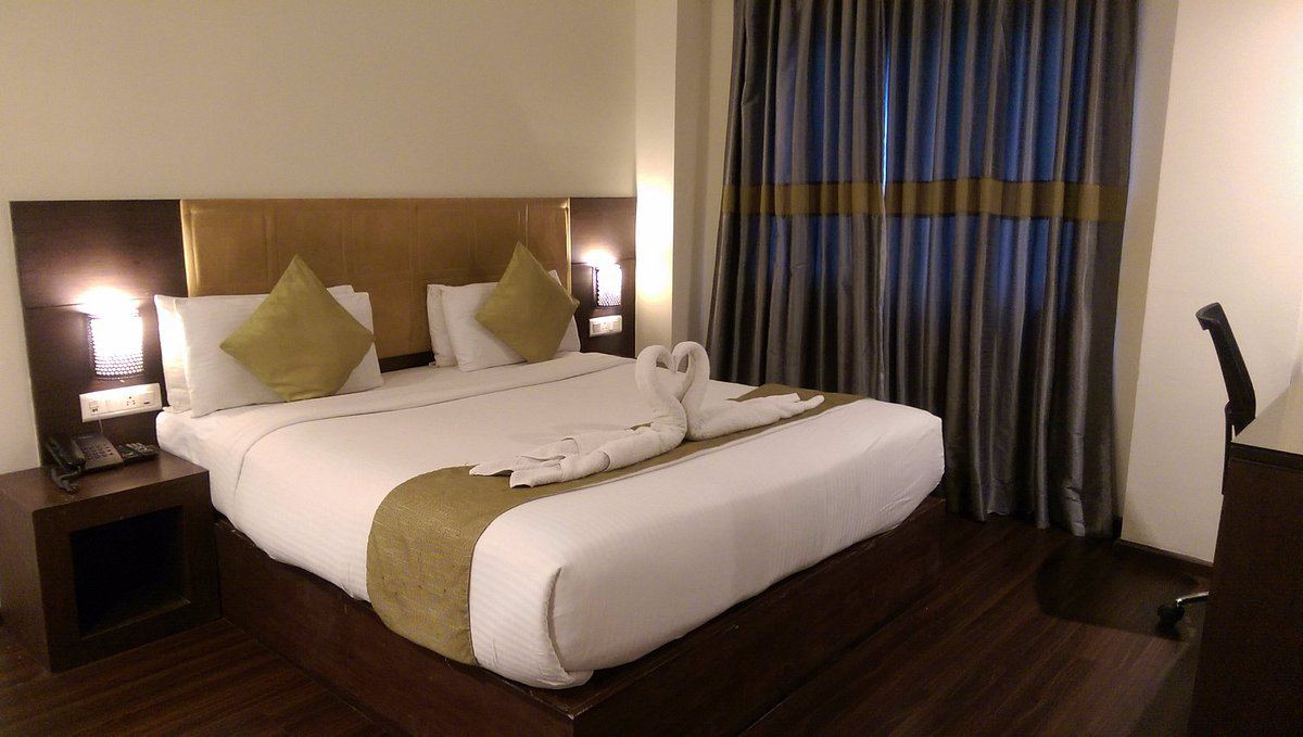 J Hotel