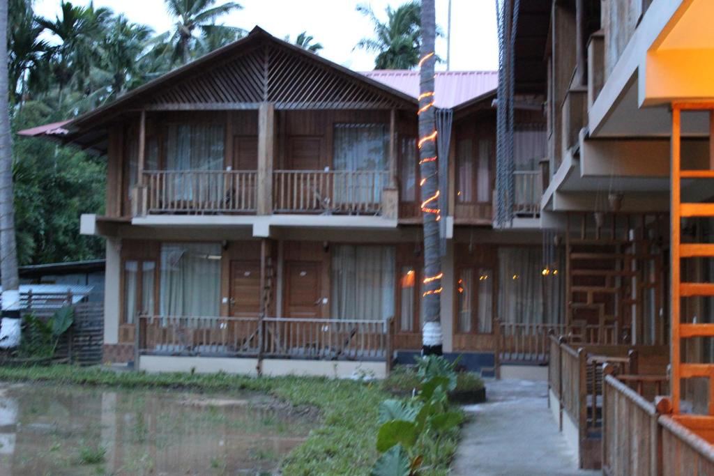 Aparupa Sands Marina Beach Resort