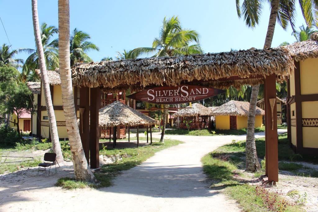 Silver Sand Beach Resort Neil