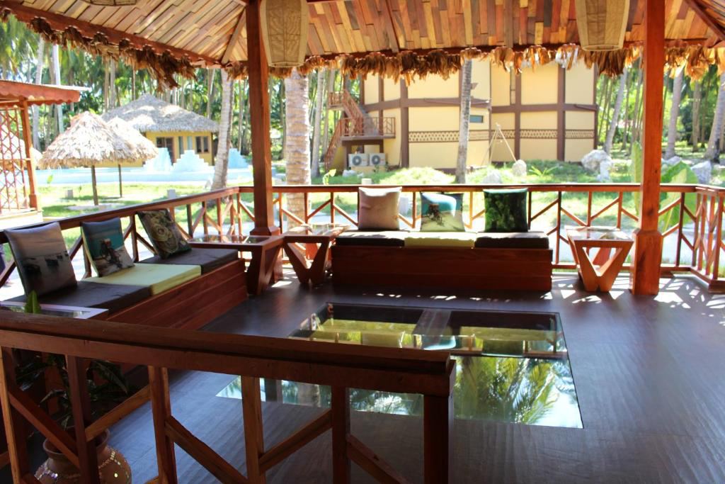 Silver Sand Beach Resort Neil