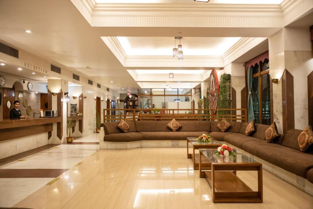 Hotel Rajmahal