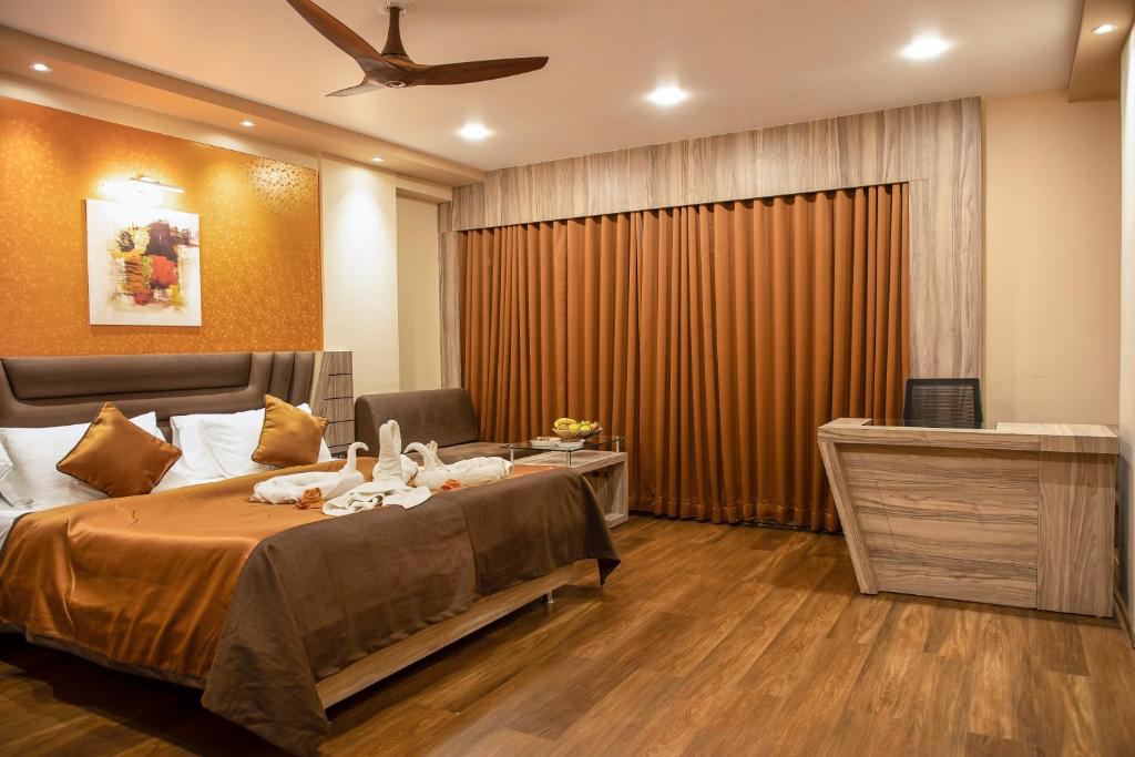 Hotel Rajmahal