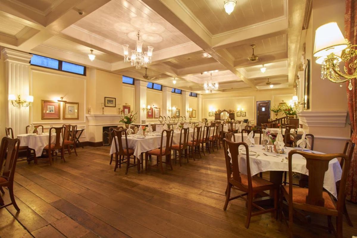 The Elgin Silver Oaks - Heritage Resort & Spa