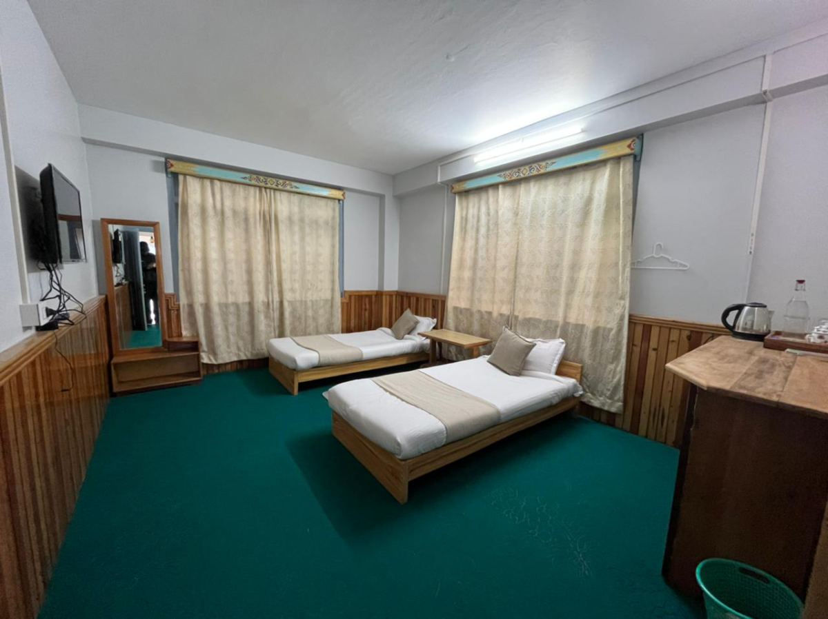 Mount Khang Hotel