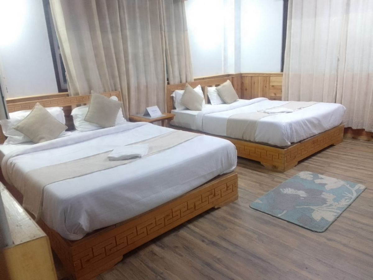 Mount Khang Hotel