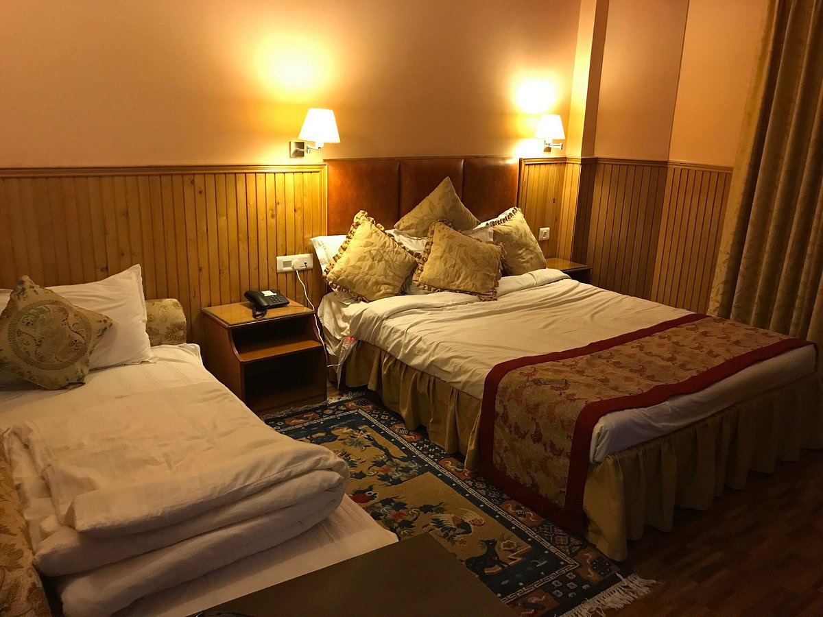 Yarlam Resort