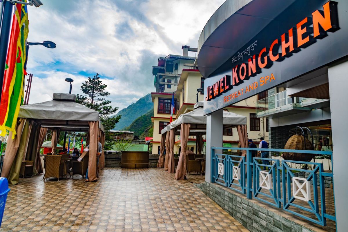 Jewel Kongchen Retreat & Spa