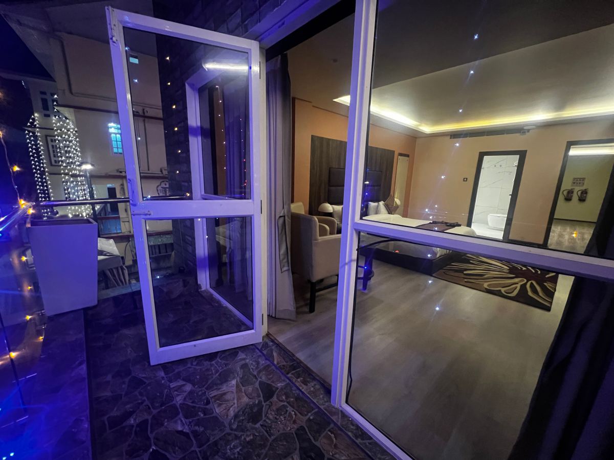 Jewel Kongchen Retreat & Spa