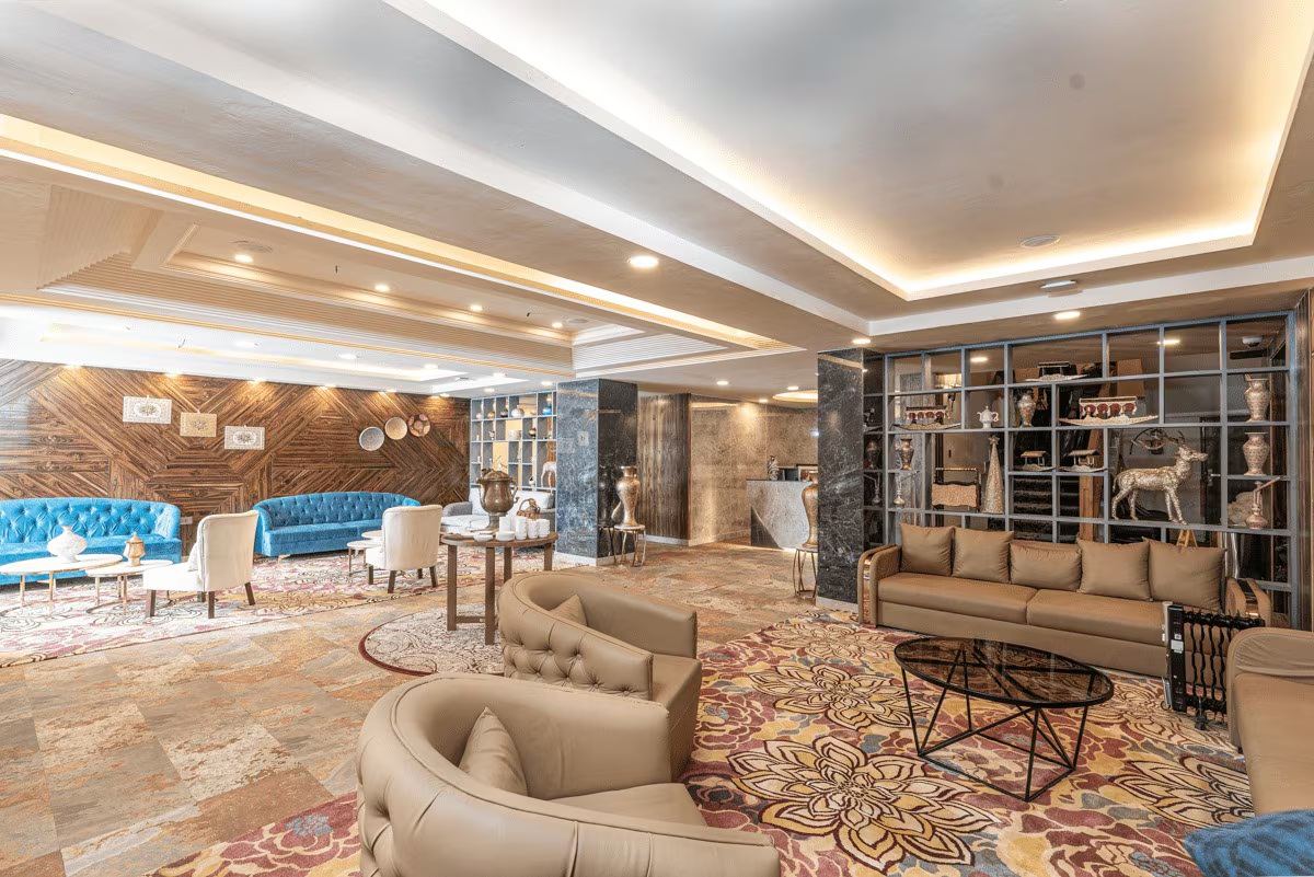 Hotel Hilltop