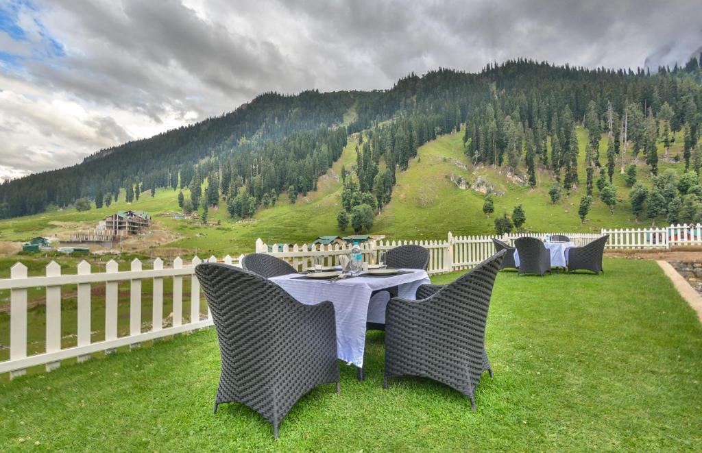 Hotel Village Walk
