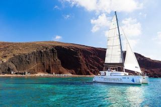 Santorini Coastal Cruise