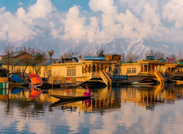 Magical Kashmir Holiday - Srinagar, India