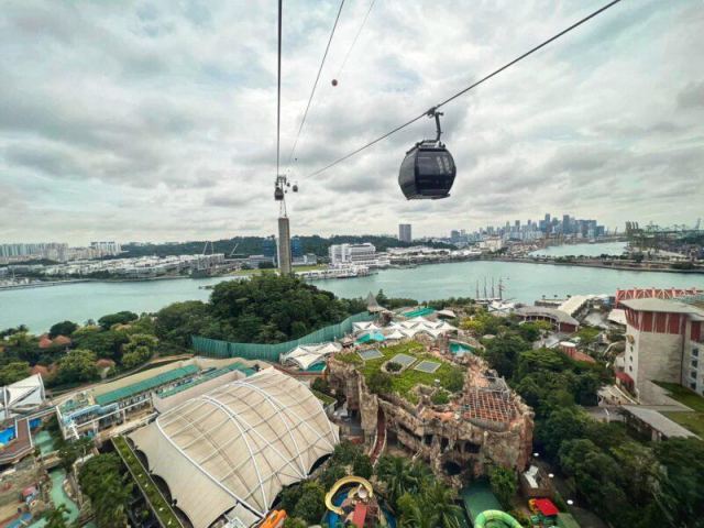 Singapore Cable Car in Singapore, Singapore