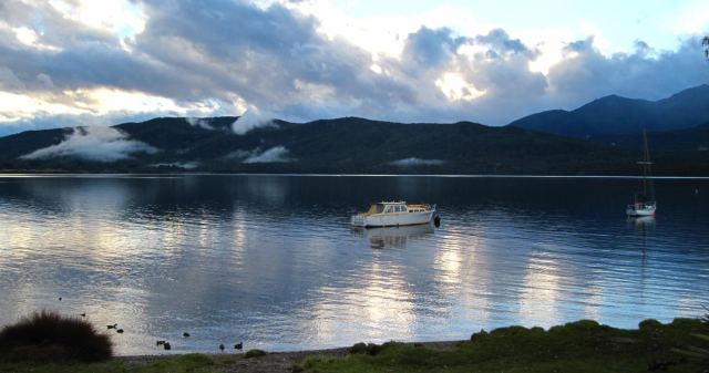Lake Te Anau in Queenstown, New Zealand