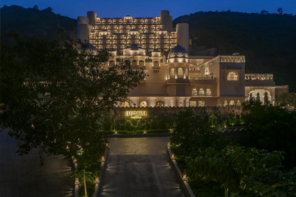 Aurika Udaipur – Luxury by Lemon Tree Hotels