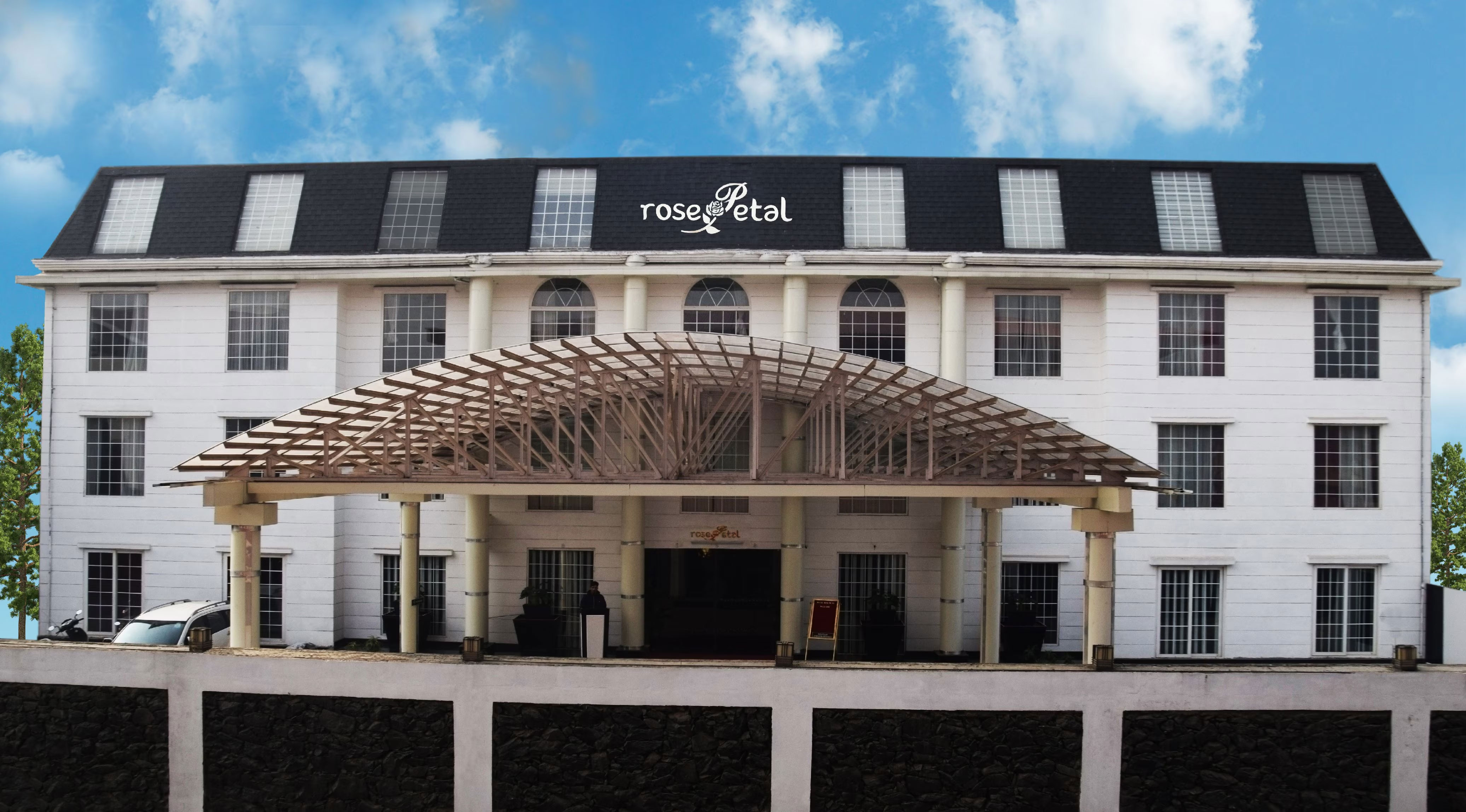Hotel Rose Petal