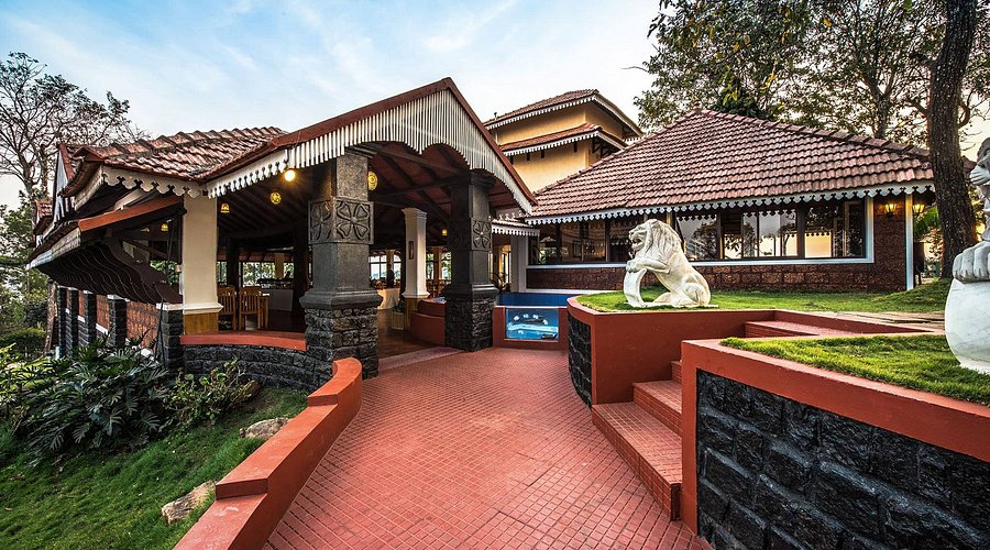 Porcupine Castle Resort 