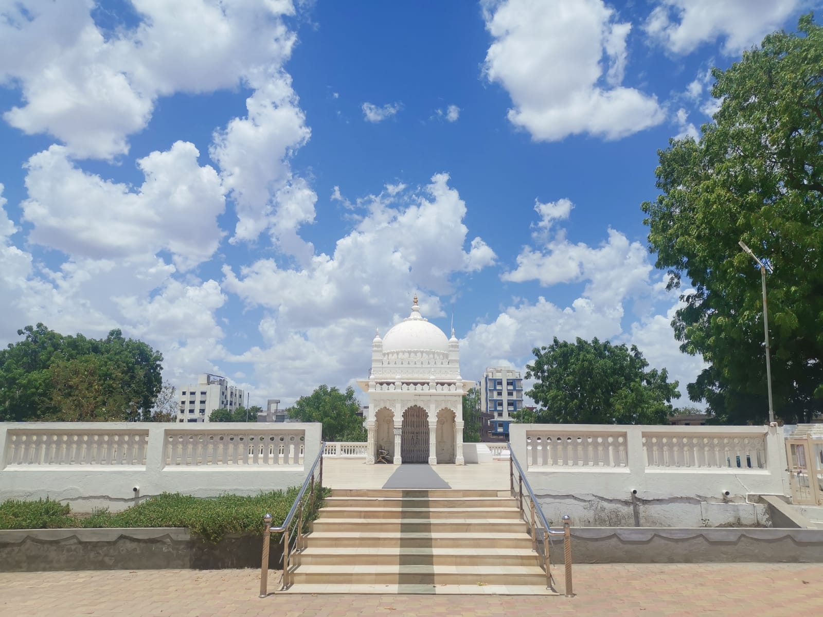 Mazar E Syedi Lukmanji Saheb 