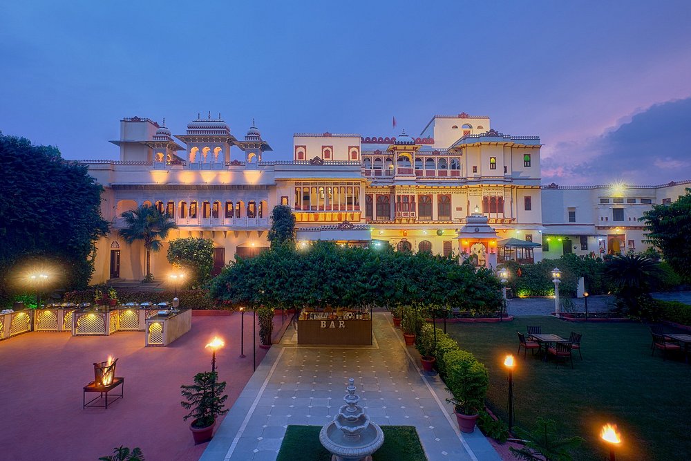 Fort Dhariyawad Heritage Hotel
